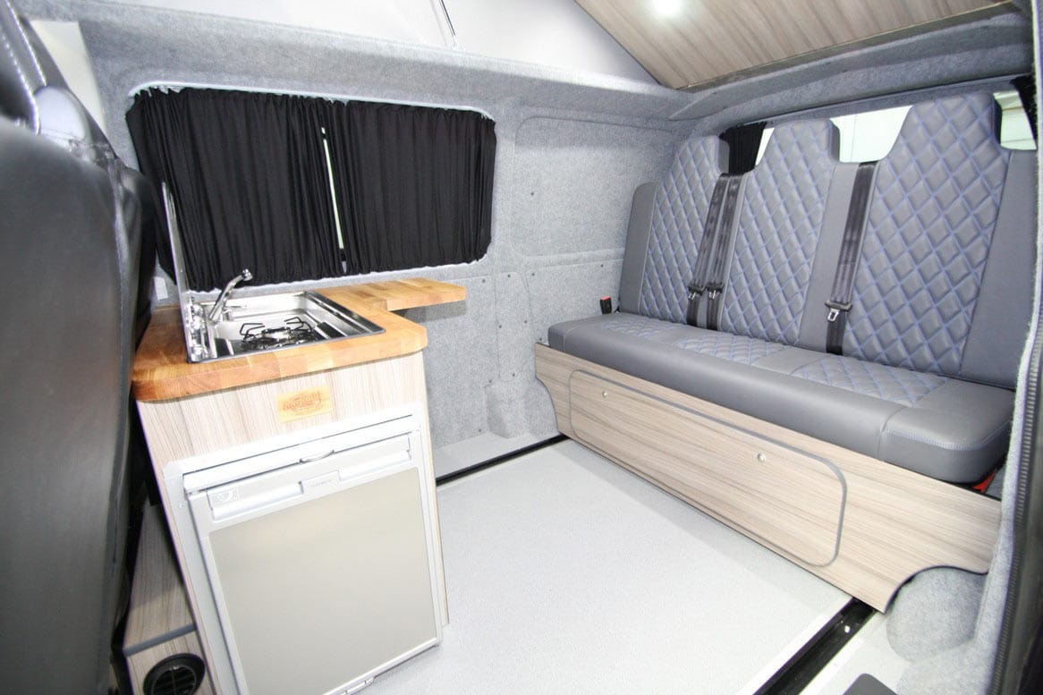 Explorer-Main-top-image